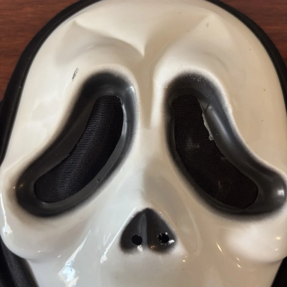 Scream‎ Ghostface Mask Halloween White And Black